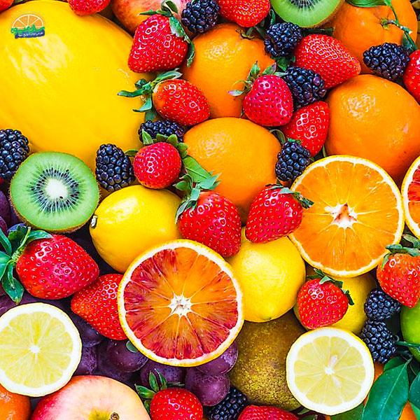 خرید میوه تازه و قوی ساختن بدن